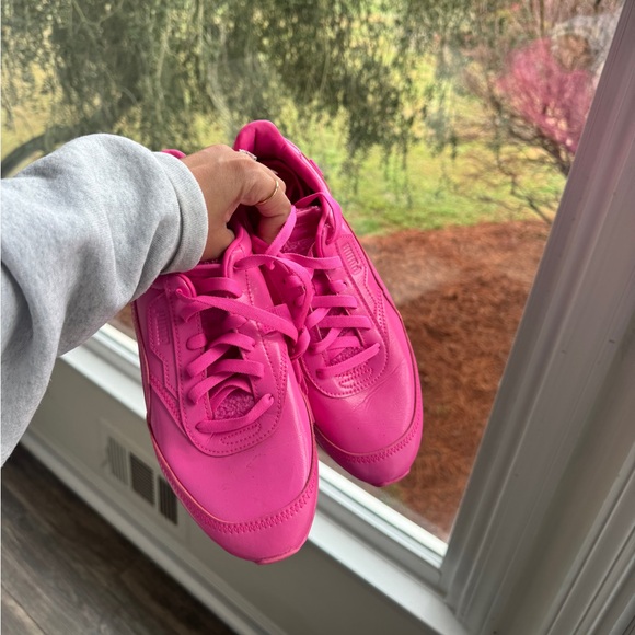 Puma Women's Pink Classic Runner Sneakers 8.5 - Picture 5 of 6